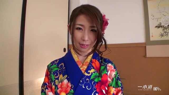 Ayumi Shinoda: Hot Mature AV Star Teases & Satisfies Your Deepest Cravings