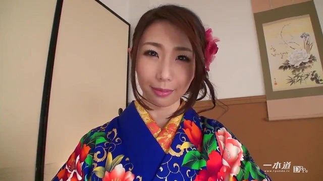 Ayumi Shinoda: Hot Mature AV Star Teases & Satisfies Your Deepest Cravings