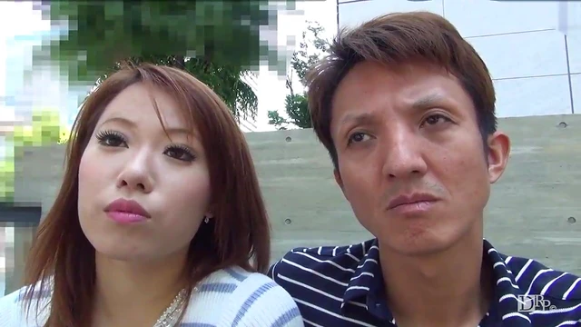 Street Corner Hookup: Hot Lady Shows Off Her Skills for Quick Sex