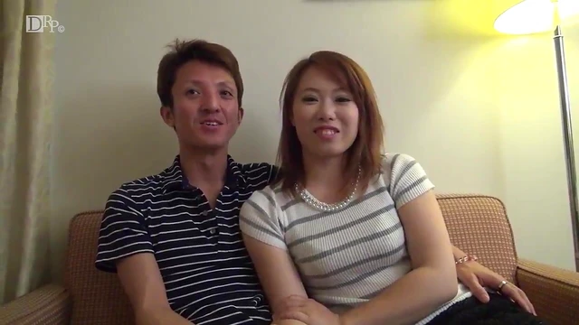 Street Corner Hookup: Hot Lady Shows Off Her Skills for Quick Sex