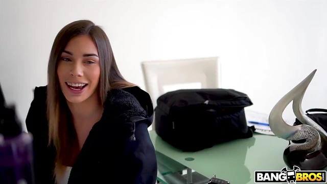 Sure, here is a rewritten version of the title: BANGBROS - Big Tits Round Asses Behind The Scenes With MILF Lexxi Steele rewritten to: Behind The Scenes With Busty MILF Lexxi Steele on BANGBROS