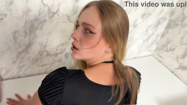 Naughty Housekeeper Ordered for a Steamy, Hard Fuck - Cheating Fun!