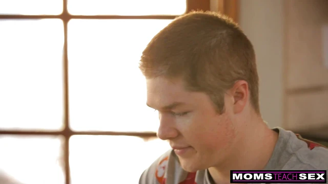 India Summer Craves Bailey’s Bf’s Big Cock During Steamy Study Time