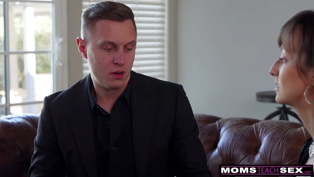 Big-Tit Milf Lexi Luna Begs Stepson For Long-Denied Pussy Pleasure