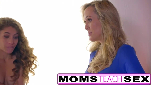 Caught Teen Gets Intimate Fuck Lesson From Curious Stepmom