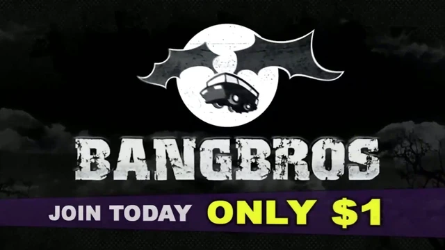 Adore Ariana Van X’s Plump Booty As She Ignites Steamy Action Live Onscreen