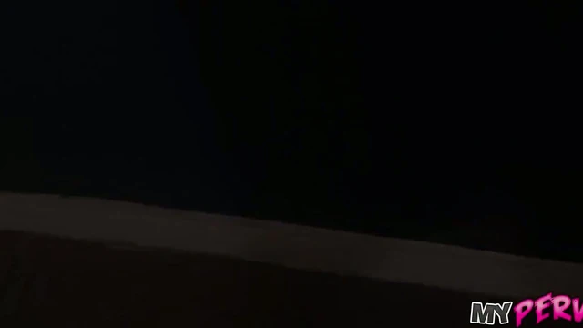 Freaking Out Nerdy Stepsis Kylie Rocket For Wild Family Sex Fantasies