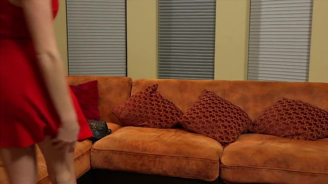 Seductive Trap, Innocent Woman Falls Into Erotic Temptation Depths