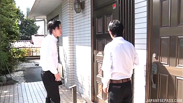 Eager Milf Treats Two Pulsing Dicks With Passionate Oral Sex Love Fest