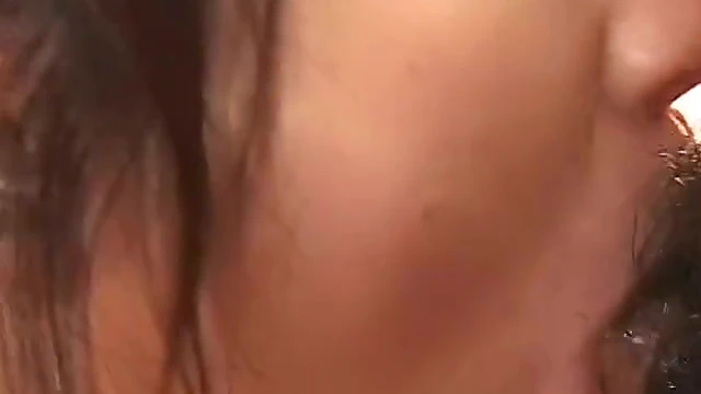 Sensual Jade Shows Off Her Stunning Cumshot Techniques Live On Camera