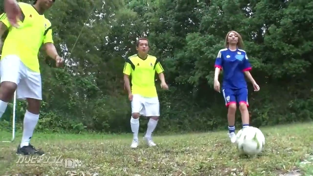 Sizzling Escort Showcases Skills In Steamy Group Video Scene