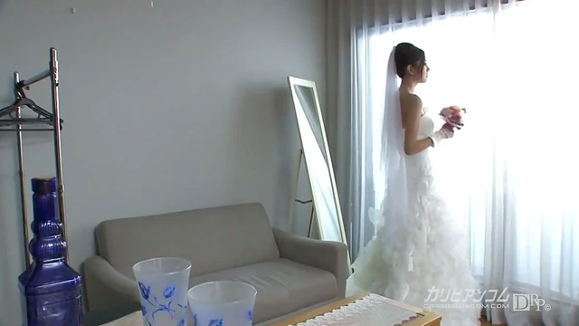 Kaori Maeda Strokes Herself Sensually In Her Seductive Masturbating Scene