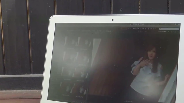 Seductive Courtesan Tempts You With Explicit Erotic Encounters Live