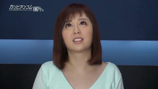 Seductive Kanade Mizuki Delivers Hot Oral Pleasure Before Wild Sex Acts