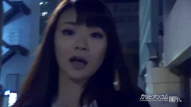 Akubi Gives Epic Pussy Licking Show Before Heated Sex Act