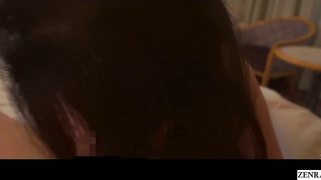 Seductive Mature French Woman Enjoys Passionate Adult Encounter