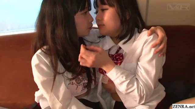Tsuna Kimura Sweetly Takes It In During Gentle Sex Encounter