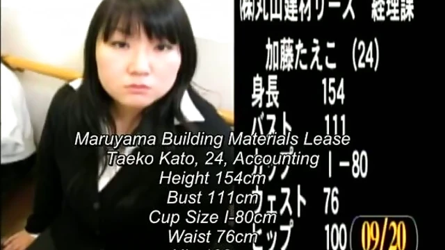 Sultry Zenra Girl Tempts With Come-Hither Eyes Before Dirty Deeds