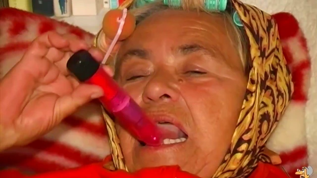 Natural Tits Babe Enjoys Passionate Hotel Room Sex Encounter