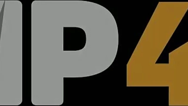 Laura Red Teases with Her Fiery Hair in Hot Mature 4K Action