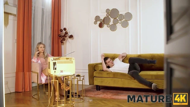 Sultry Letty Tempts In Stockings For A Steamy Mature Encounter