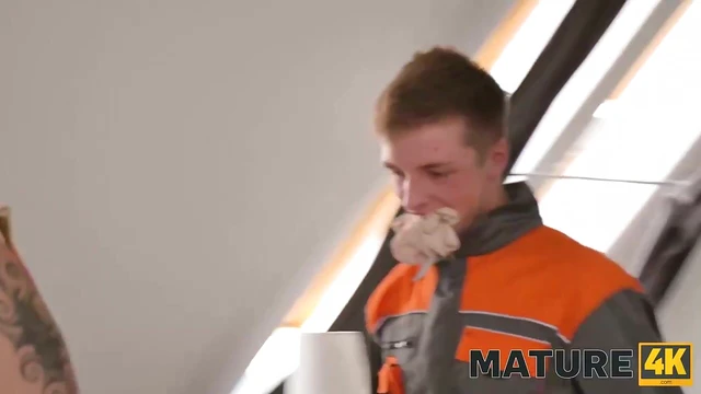 Tammy Jean's Seductive Mature Showdown in Stunning HD Quality