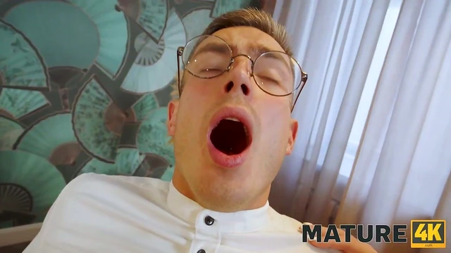 Sizzling Cougar Smut with Elite Zabava Straps in Mature 4K Bliss