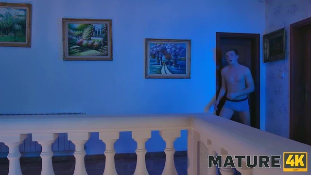 Aubrey Black's Sultry American Sex Showdown in Stunning Mature 4K Bliss