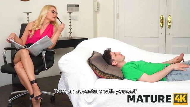 Blonde Tough Julie Dominates Her Man for Hardcore Action FunTonight