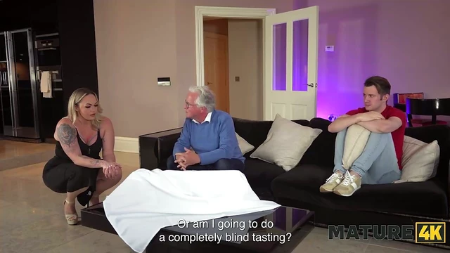 Plastic Sam Bourne Showcases Her Flexible Body in Steamy Scene