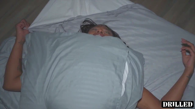 Ebony Slut Gets Huge Creampie