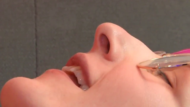 She knows how to fuck him for an epic cum