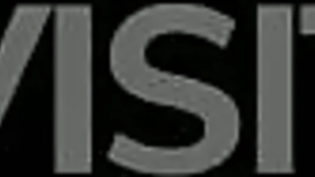 Adventurous Wooer Gets Her Juicy Ass Plugged for Erotic Pleasure