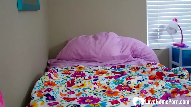 High-Speed Sex, Alex’s Ultra-Smooth Naughty Action Showcases Her Wild Side