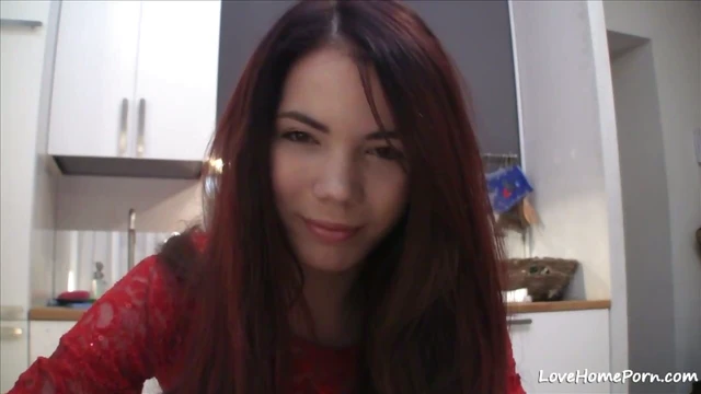 Flexible Aimee Tyler Shows Off Webcam Skills for Naughty Home Sex Show