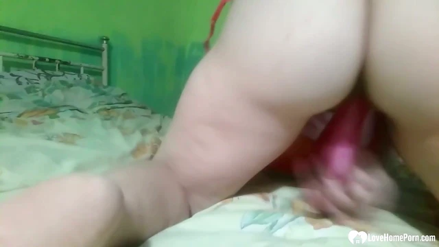 Amateur Conquers Her Toys in Steamy Solo Sex Playtime Fantasies