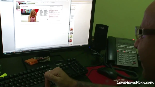 Seductive Ally Kay Shaves Pussy Before Hot Fuck With Lover