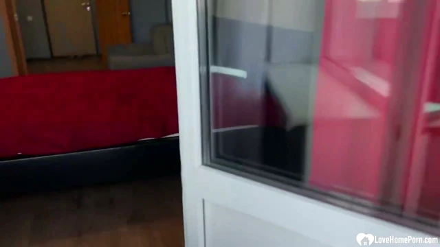 Hot Fem Takes It Deep & Squirts All Over Her Lover In XXX Action