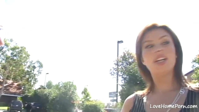 Magnetic Bedmate Tempts You With Steamy Sex Moves On Camera