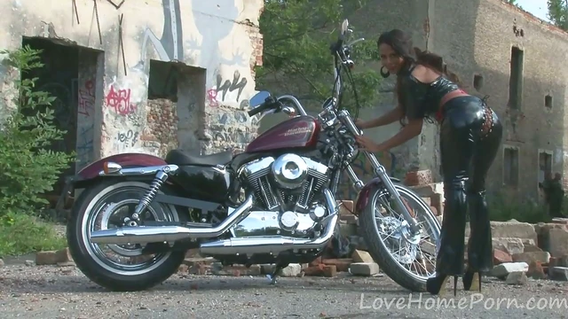 Isabella Chrystin Seduces in Sexy Strip Show at Love Home Porn Site