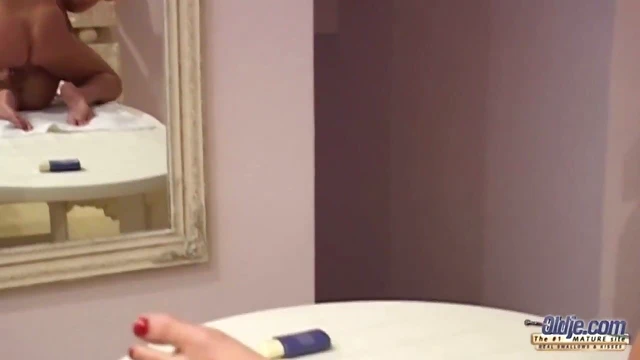 Sizzling Sex With Mia Hilton In Reverse Cowgirl Position