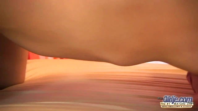 Nisha's Steamy Encounter: Bridging Age Gap with Passionate Sex