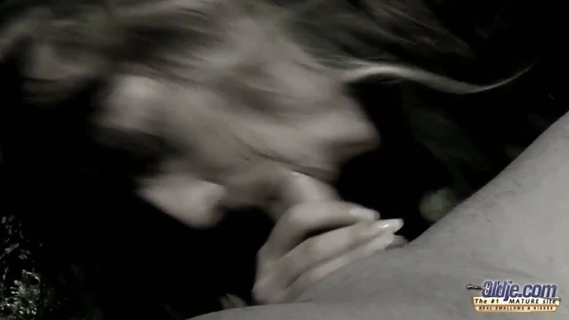 Squeaky-Tight Pussy Action: Witnessing Jeydah’s Sultry Sex Showdown