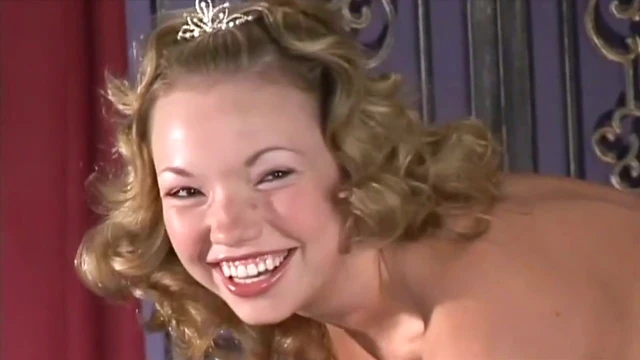 Luscious Maya Hills Indulges in Seductive Erotic Playtime Treatments