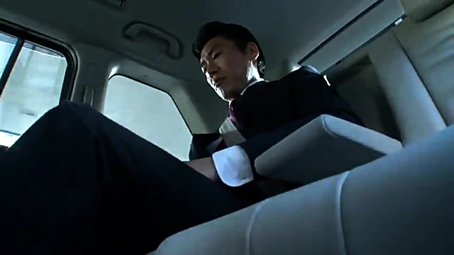 Bound Yuna Shiina Pleasures Her Captor’s Dick In Dark Alleyway