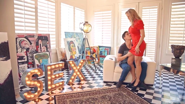 Athletic blonde MILF gets fucked by a younger hung guy