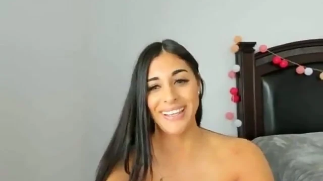 Lovely Latina Orgasms Squirt Everywhere in Sensual Wet Showdown