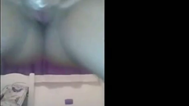 Amelia López Shows Off Her Stunning Body at School Dorm Room