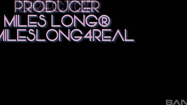 Eva & Hannah Moan Loudly Playing With Pleasure Toys Together