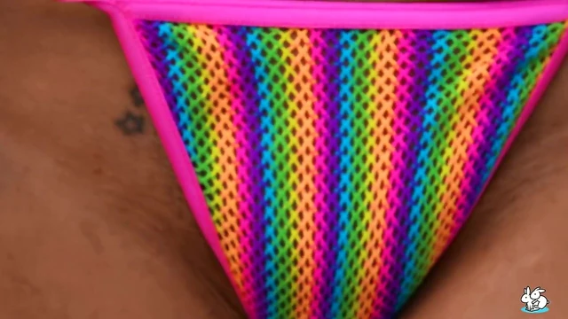 Curvy MILF Carmela Drops Bikini for Steamy Poolside Fuck Fest